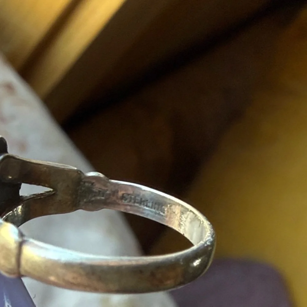 Turquoise Silver Ring - Picture 4 of 5